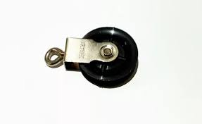 ROLDANA PLASTICA 32MM